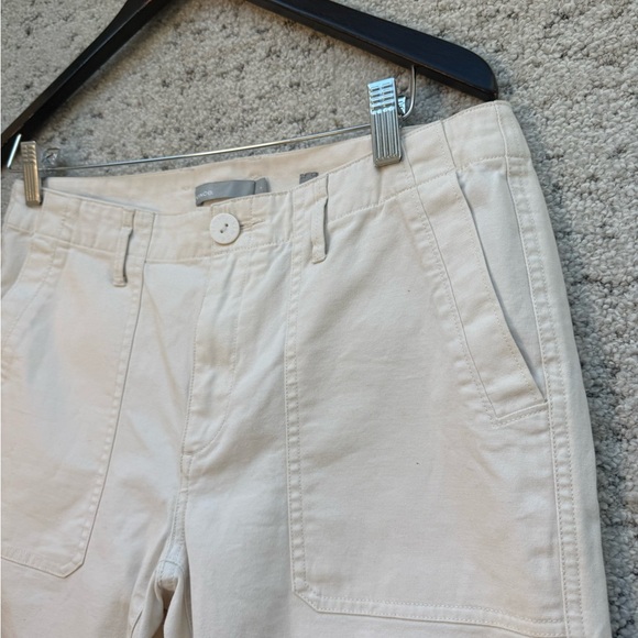Vince Light Beige Capris with Pockets - Picture 6 of 13